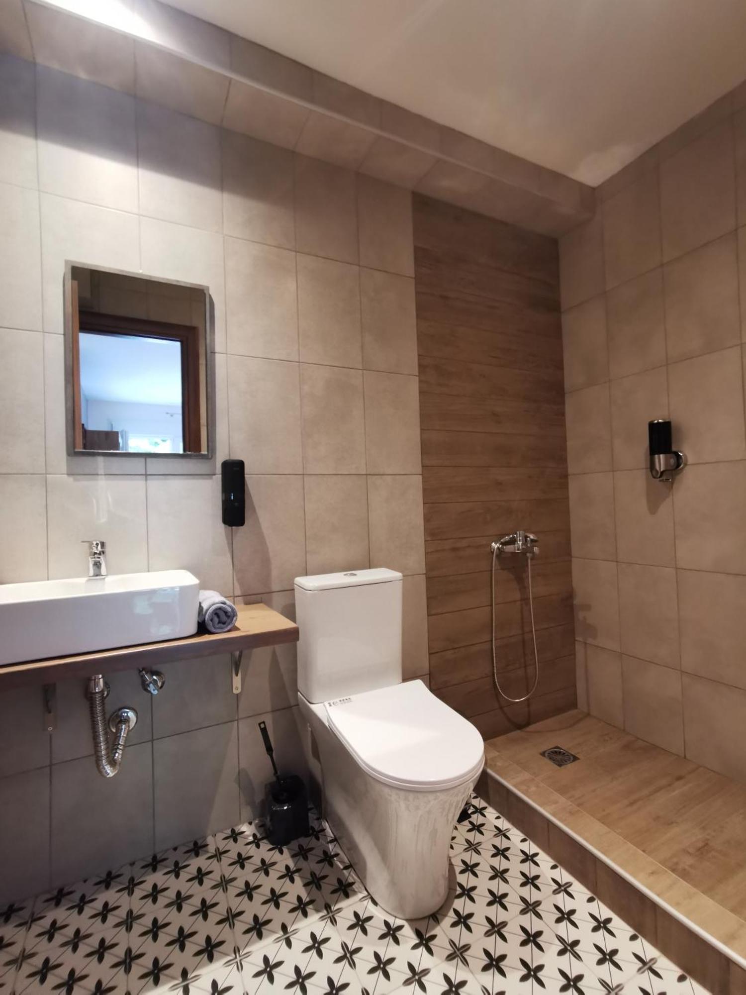 Palio Armonia Guest House Palaiontsiflikion Room photo