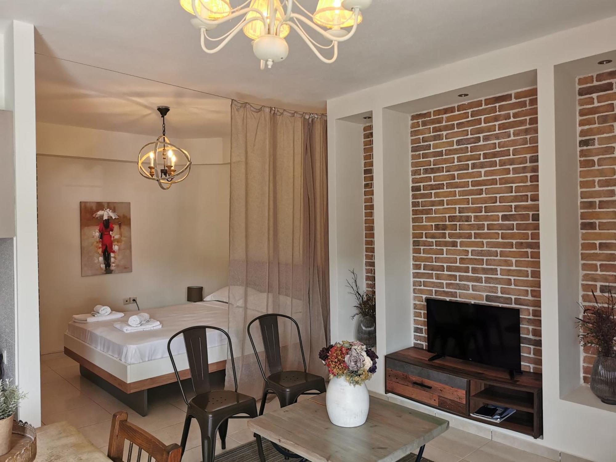 Palio Armonia Guest House Palaiontsiflikion Room photo