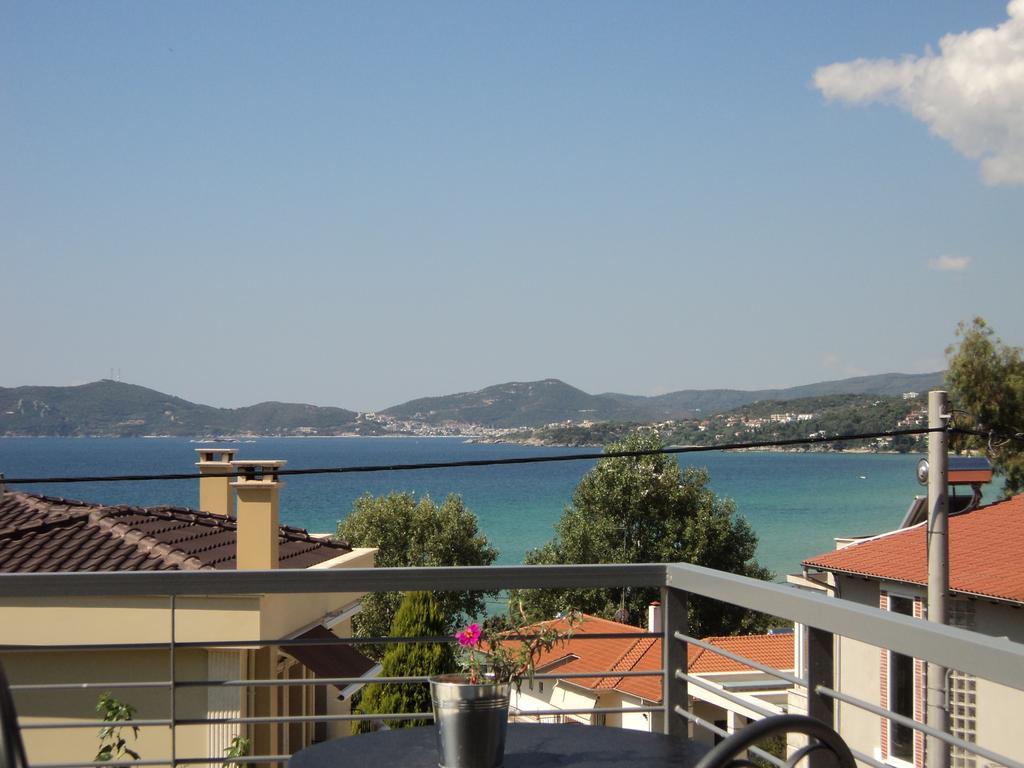 Palio Armonia Guest House Palaiontsiflikion Exterior photo
